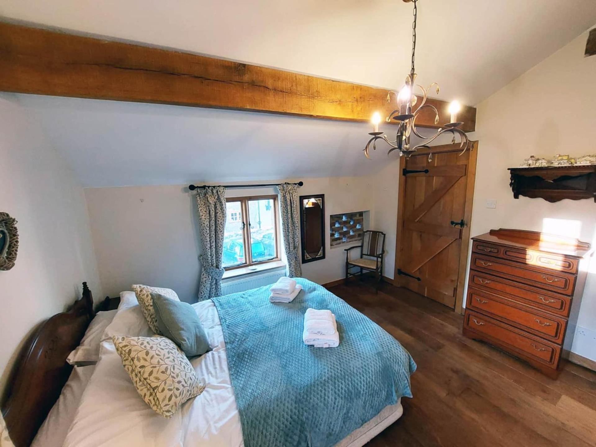 The Old Mill Barn With Hot Tub And Private Use Of Heated Pool Villa Wirral Buitenkant foto